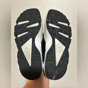 Nike | Shoes | Huarache Nike Pink Creamdark Purplesize M15  display picture 2